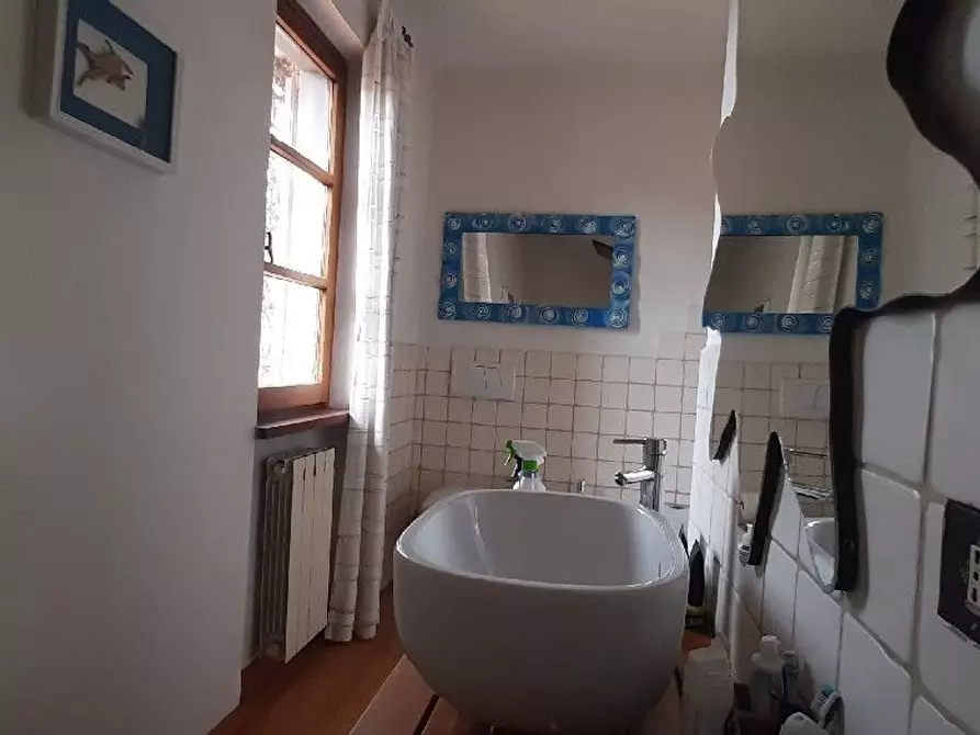 Immagine 18 di Casa semindipendente in vendita  a Camaiore