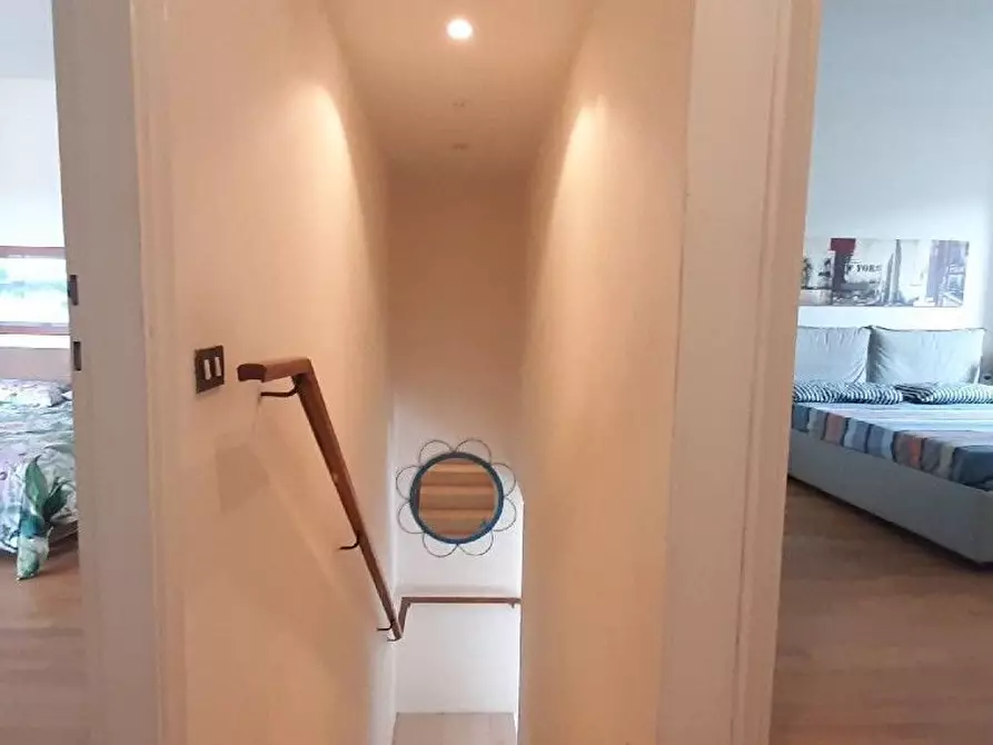 Immagine 19 di Casa semindipendente in vendita  a Camaiore