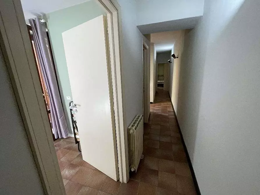 Immagine 16 di Appartamento in vendita  a Camaiore