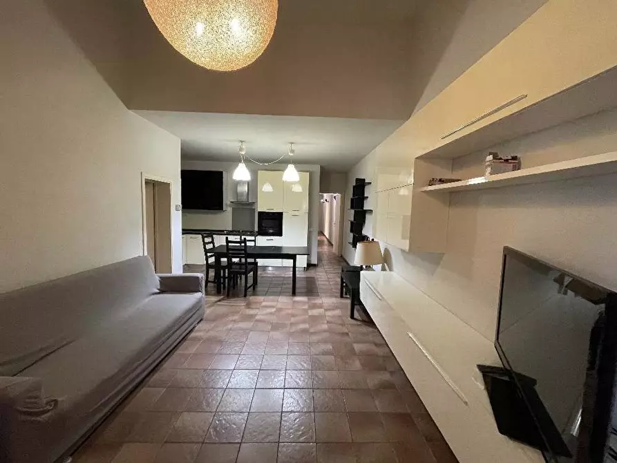 Immagine 12 di Appartamento in vendita  a Camaiore