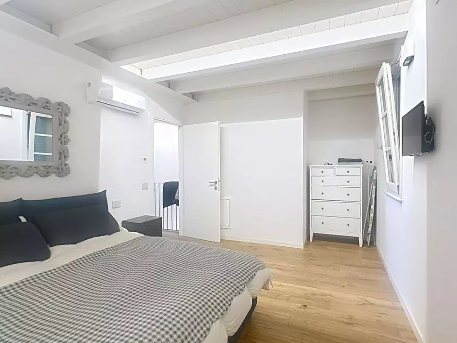 Immagine 17 di Villetta a schiera in vendita  a Viareggio