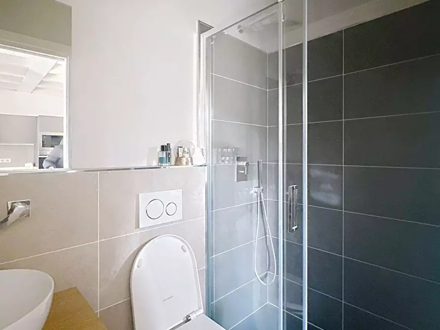 Immagine 23 di Villetta a schiera in vendita  a Viareggio