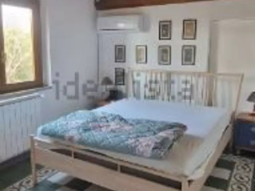 Immagine 21 di Villa in vendita  a Pietrasanta