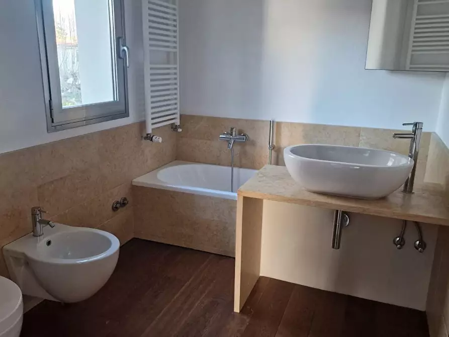 Immagine 24 di Villa in vendita  a Camaiore