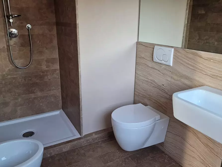 Immagine 26 di Villa in vendita  a Camaiore