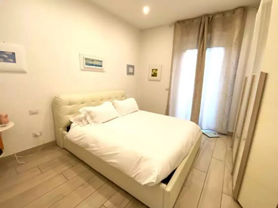 Immagine 14 di Appartamento in vendita  a Viareggio