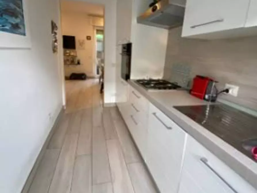 Immagine 5 di Appartamento in vendita  a Viareggio