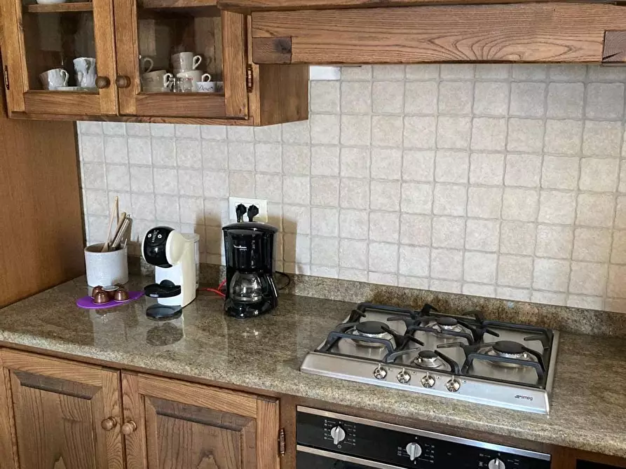 Immagine 17 di Casa semindipendente in vendita  a Camaiore