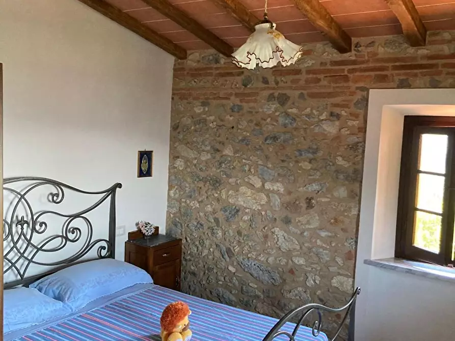 Immagine 21 di Casa semindipendente in vendita  a Camaiore