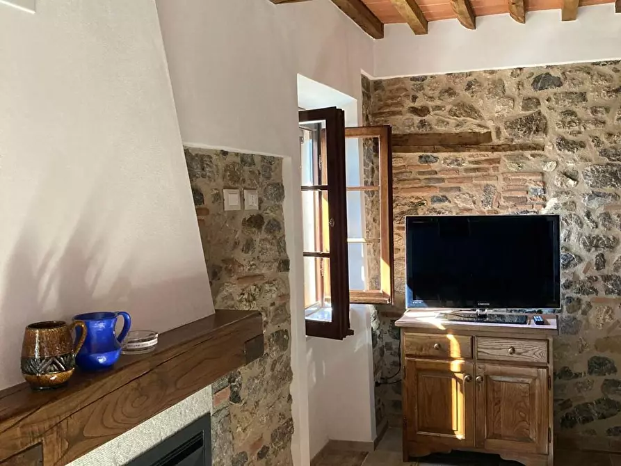 Immagine 27 di Casa semindipendente in vendita  a Camaiore