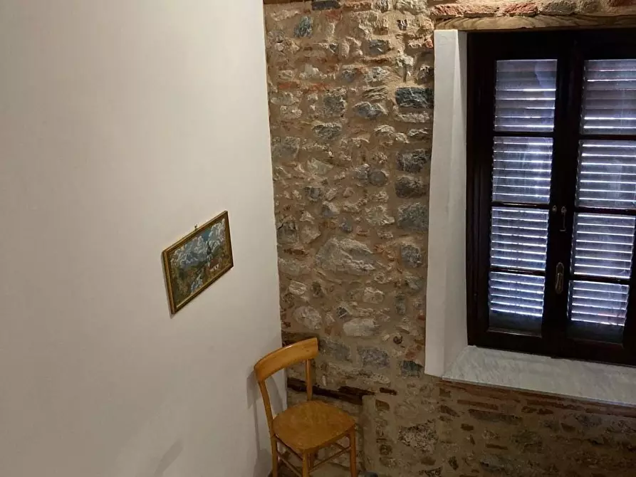 Immagine 8 di Casa semindipendente in vendita  a Camaiore