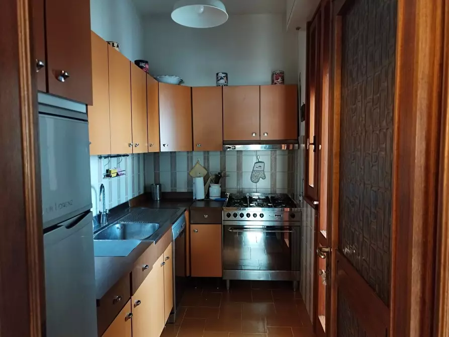 Immagine 16 di Mansarda in vendita  a Camaiore