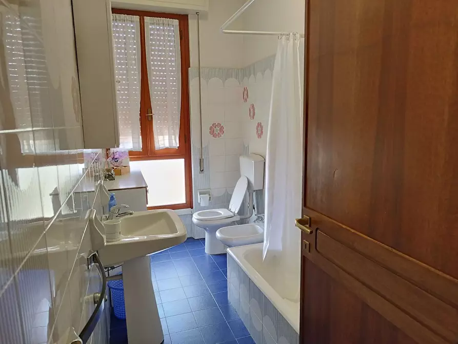 Immagine 15 di Mansarda in vendita  a Camaiore