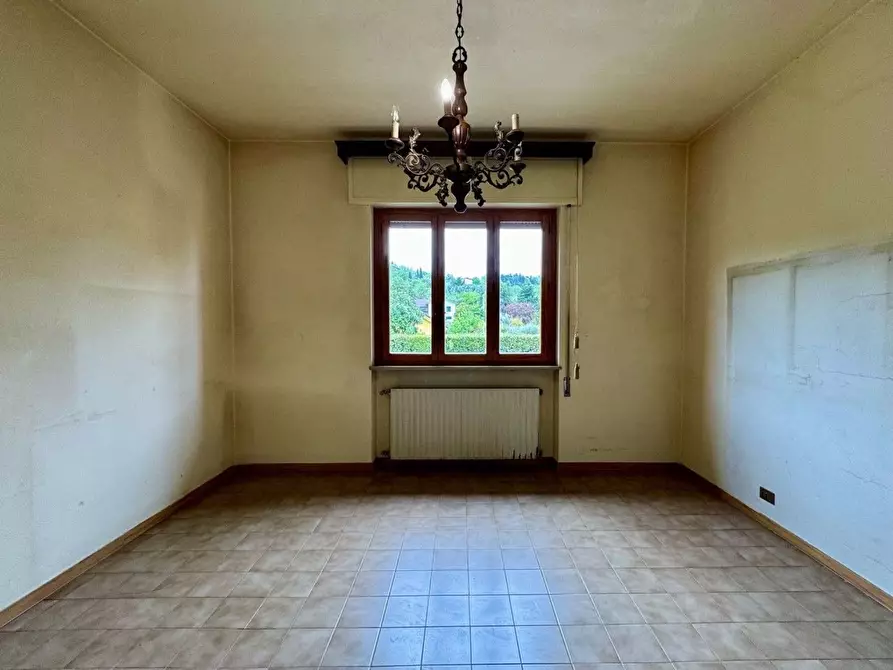 Immagine 25 di Appartamento in vendita  a Lucca