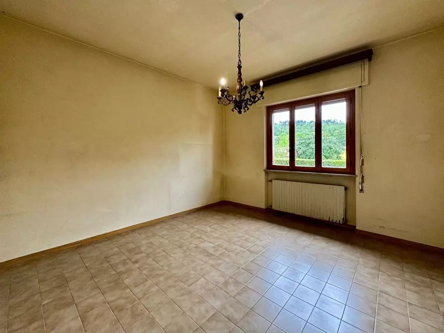 Immagine 24 di Appartamento in vendita  a Lucca