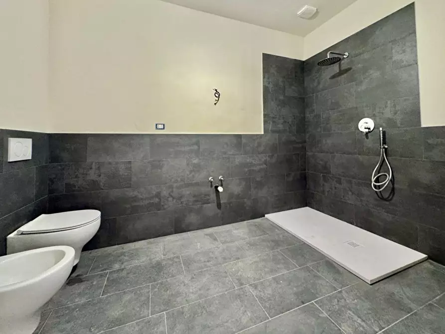 Immagine 8 di Terratetto in vendita  a Lucca