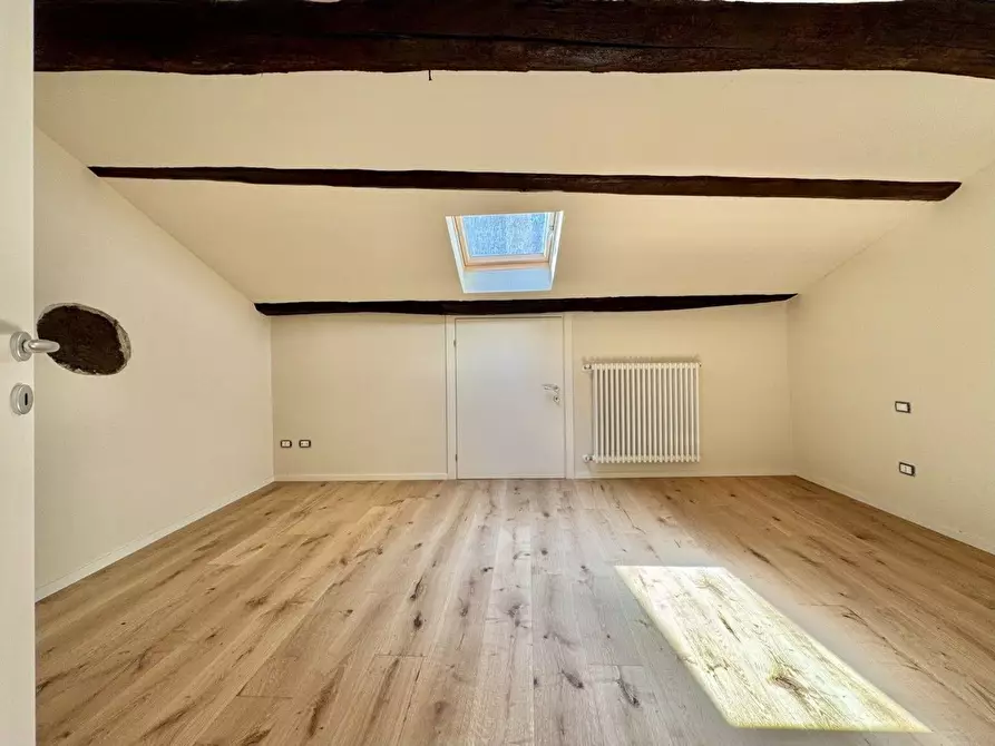 Immagine 14 di Terratetto in vendita  a Lucca