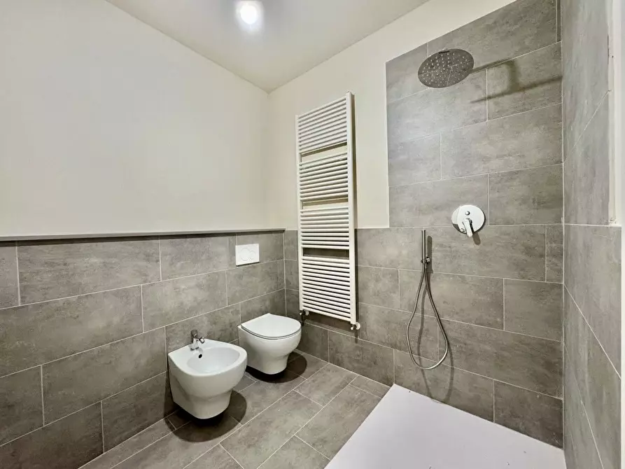 Immagine 17 di Terratetto in vendita  a Lucca