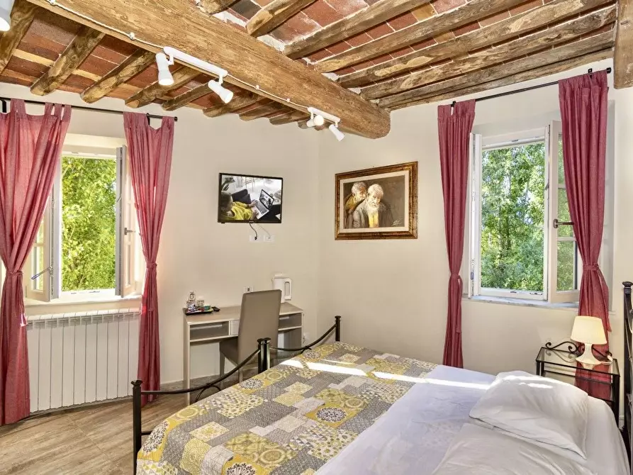 Immagine 6 di Casa semindipendente in vendita  a Capannori