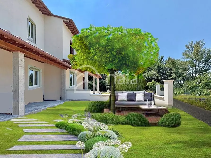 Immagine 4 di Villetta a schiera in vendita  a Capannori