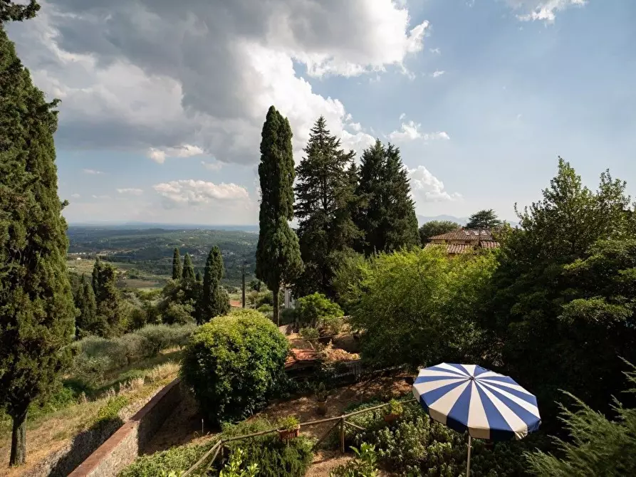 Immagine 29 di Villa in vendita  a Capannori