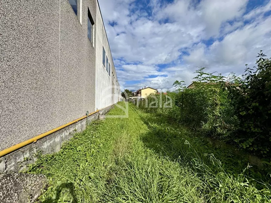 Immagine 16 di Capannone industriale in affitto  a Porcari