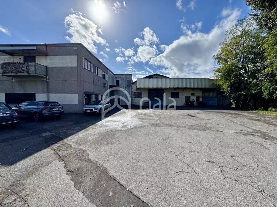 Immagine 3 di Capannone industriale in affitto  a Porcari