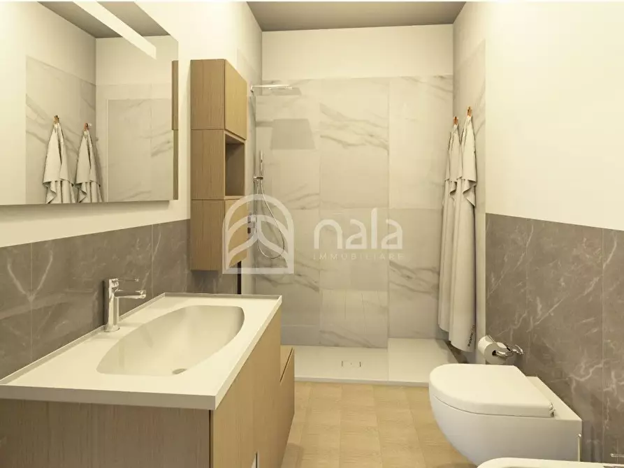 Immagine 9 di Villa in vendita  a Capannori