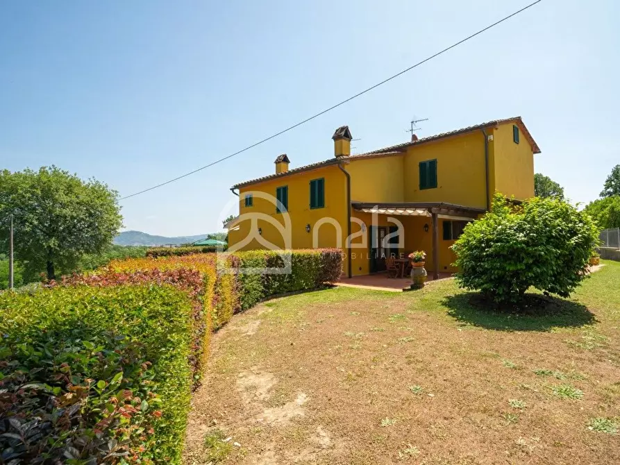 Immagine 30 di Villa in vendita  a Uzzano