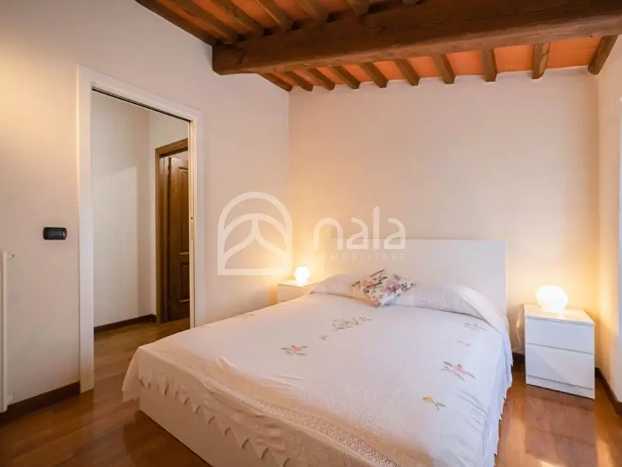 Immagine 19 di Villa in vendita  a Uzzano