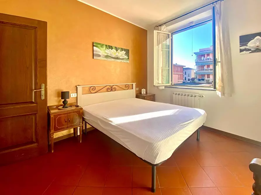 Immagine 16 di Appartamento in affitto  a Lucca