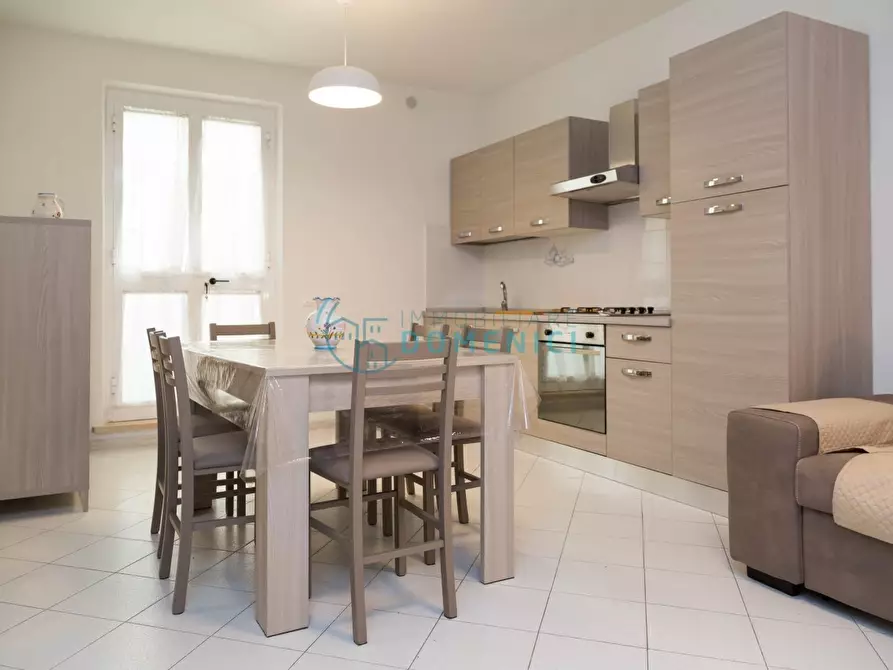 Immagine 1 di Appartamento in affitto  a Camaiore