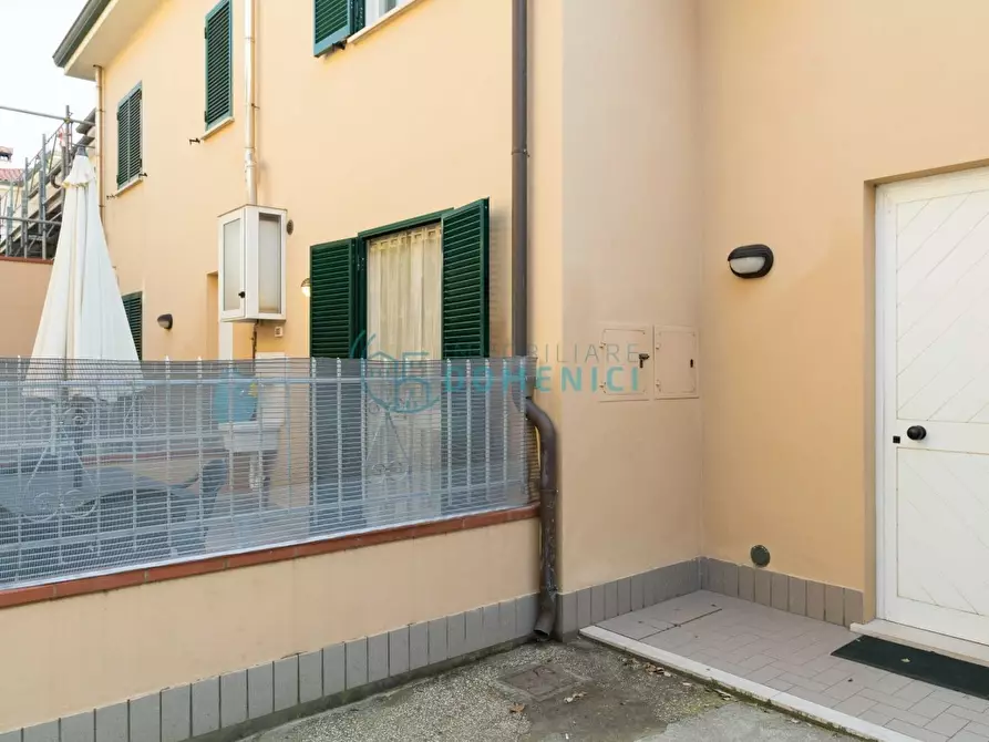 Immagine 32 di Appartamento in affitto  a Camaiore