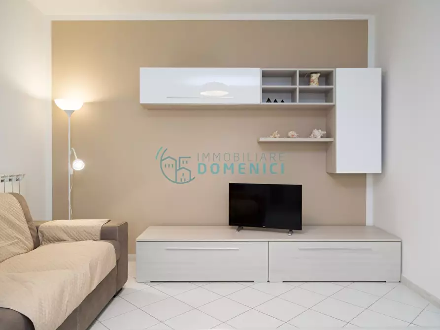 Immagine 42 di Appartamento in affitto  a Camaiore