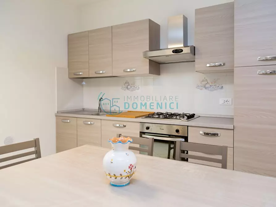Immagine 5 di Appartamento in affitto  a Camaiore