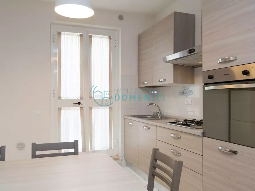 Immagine 1 di Appartamento in affitto  a Camaiore