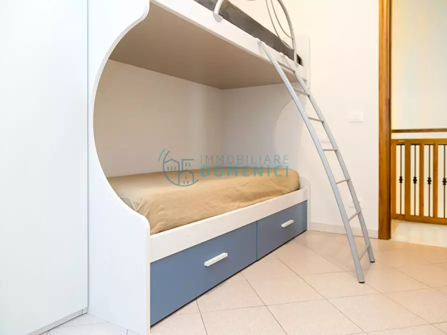 Immagine 19 di Appartamento in affitto  a Camaiore