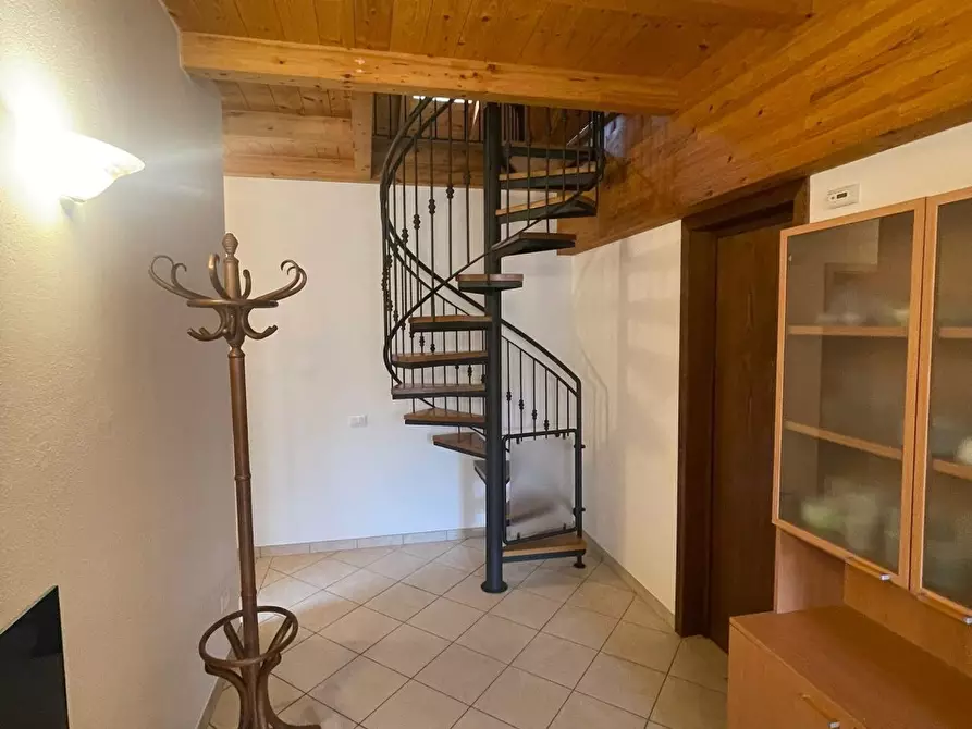 Immagine 7 di Appartamento in affitto  a Camaiore
