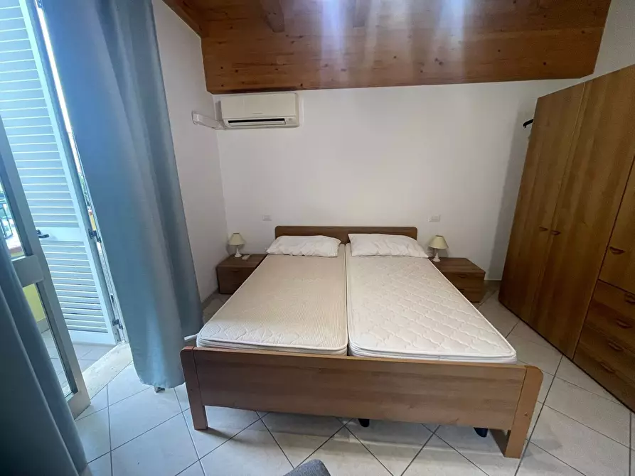 Immagine 9 di Appartamento in affitto  a Camaiore
