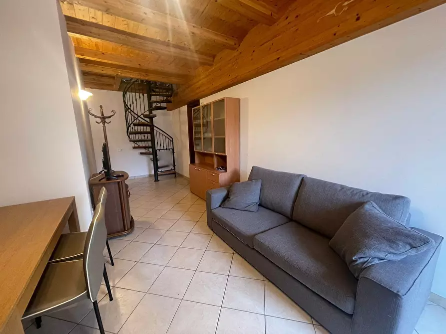 Immagine 3 di Appartamento in affitto  a Camaiore