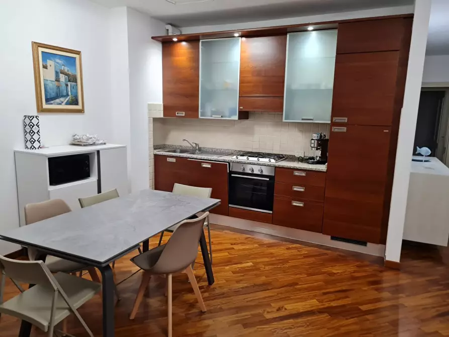 Immagine 1 di Appartamento in affitto  a Camaiore