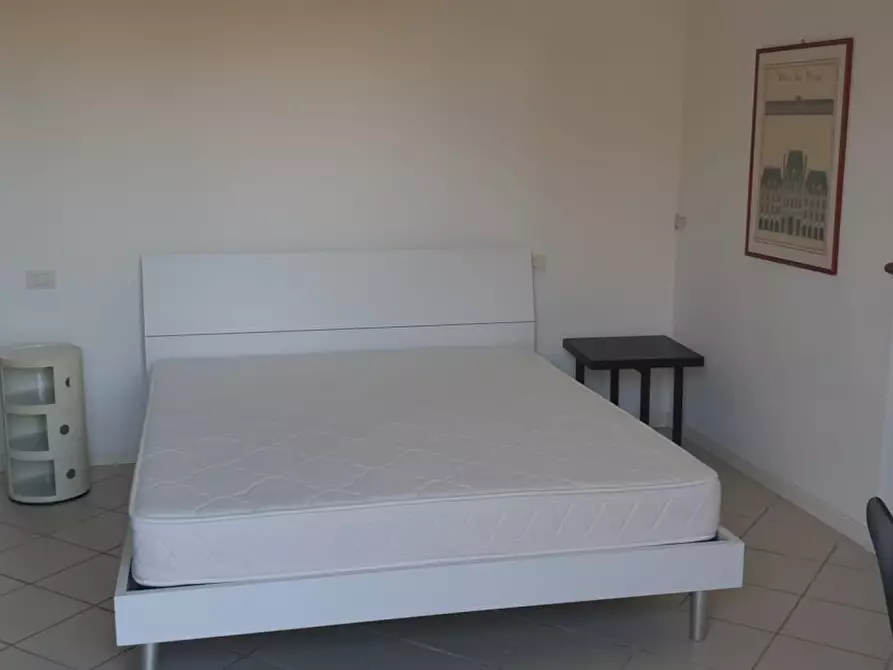 Immagine 4 di Appartamento in affitto  a Camaiore