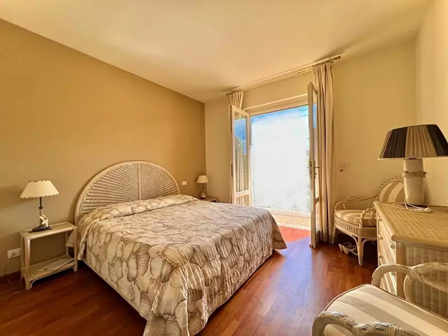 Immagine 5 di Casa bifamiliare in affitto  a Camaiore