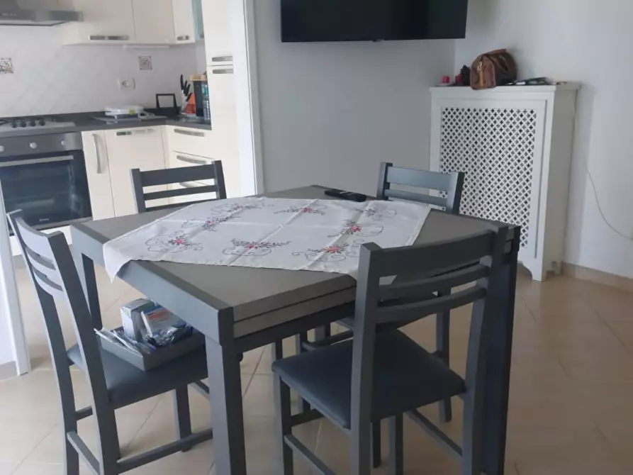 Immagine 2 di Appartamento in affitto  a Camaiore