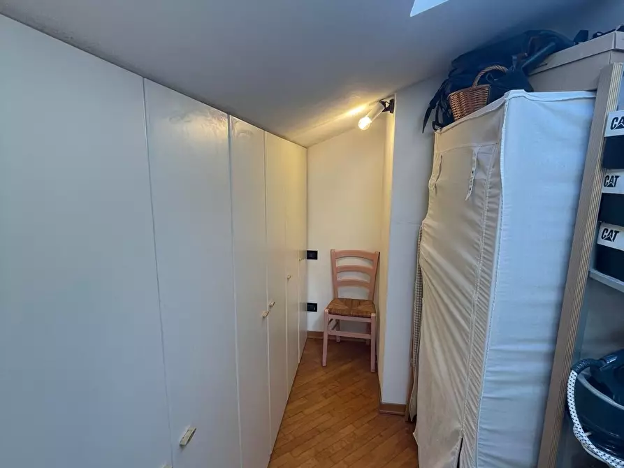 Immagine 57 di Appartamento in vendita  a Camaiore