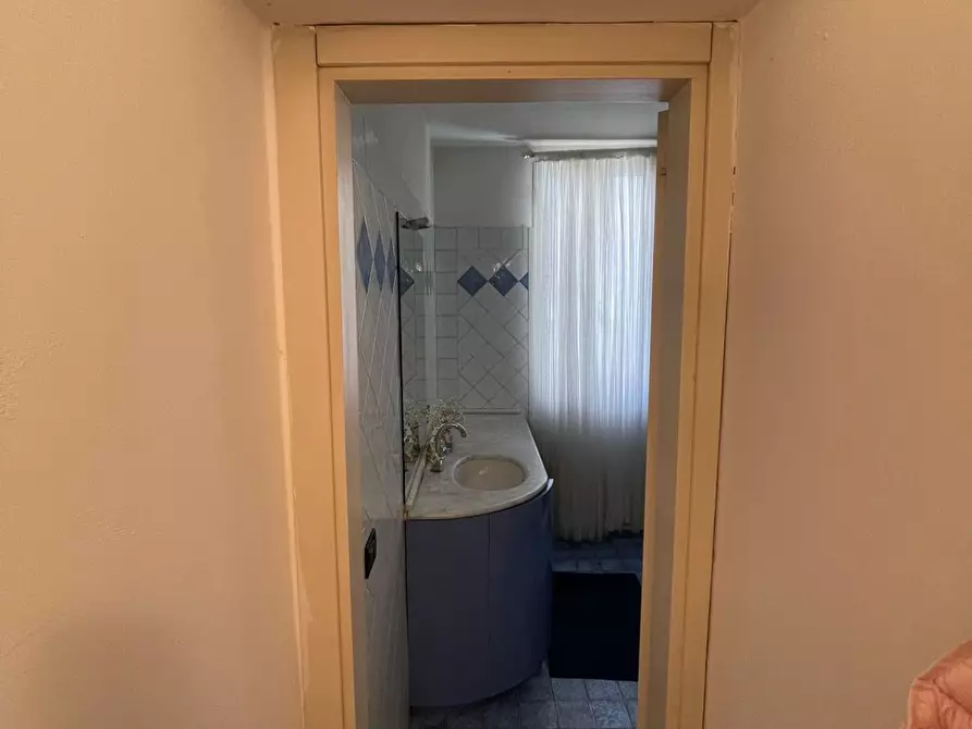 Immagine 75 di Appartamento in vendita  a Camaiore