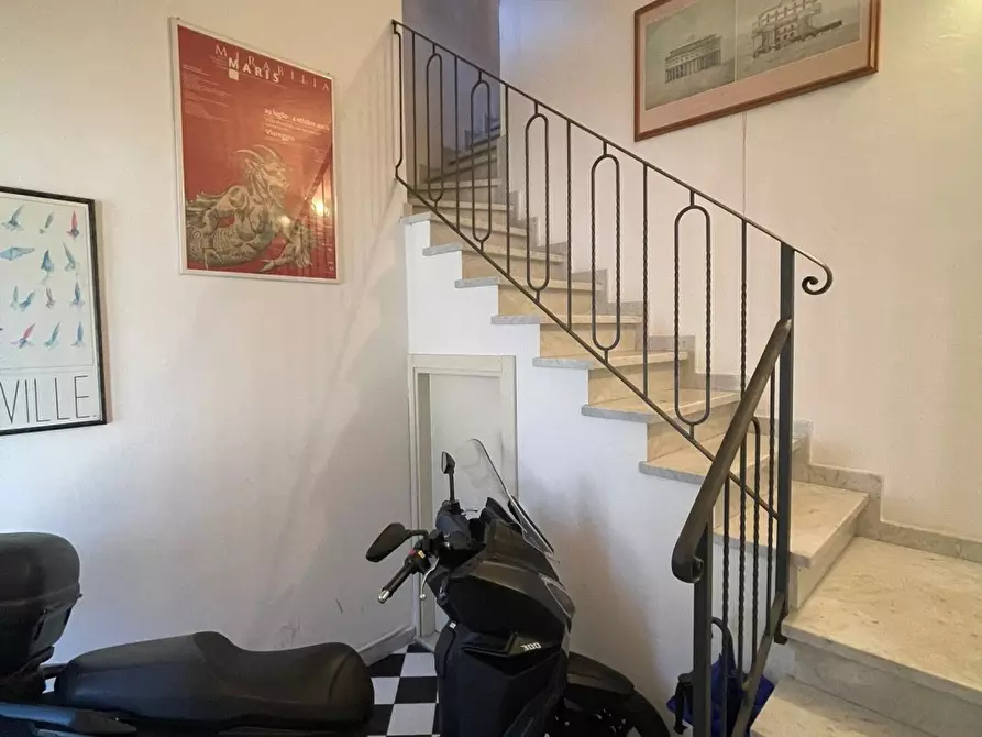 Immagine 34 di Appartamento in vendita  a Camaiore