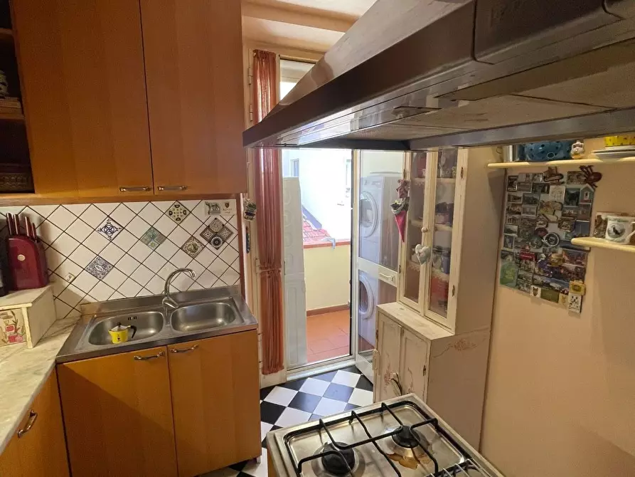 Immagine 5 di Appartamento in vendita  a Camaiore