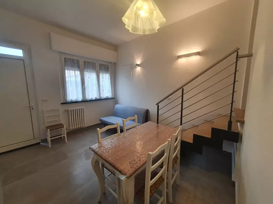 Immagine 3 di Appartamento in affitto  a Camaiore