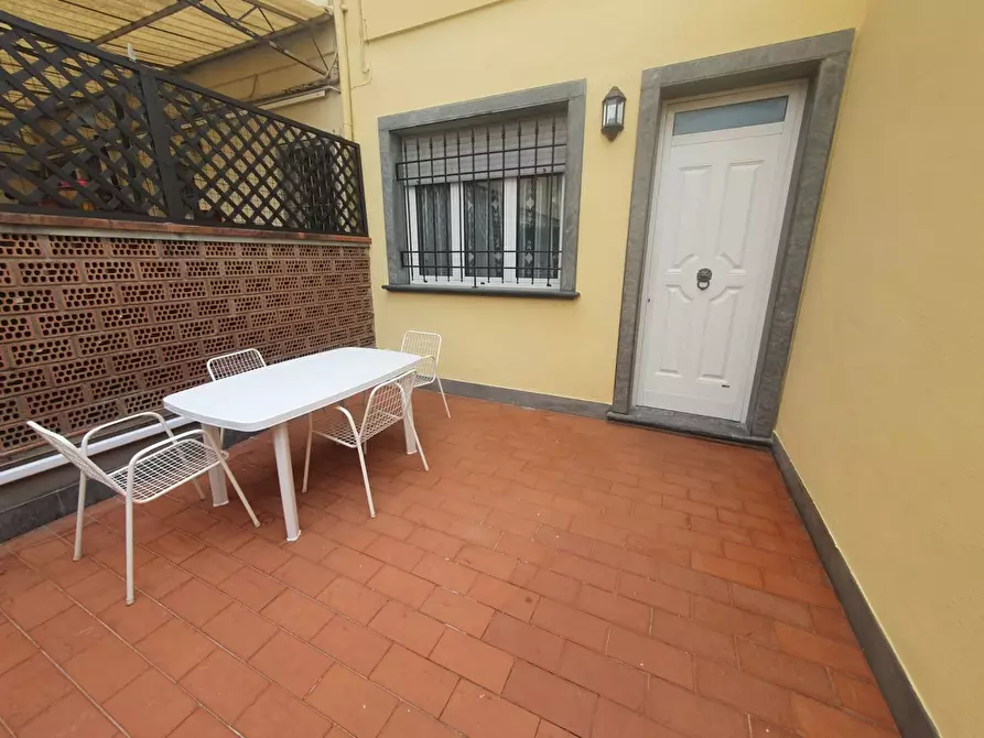 Immagine 12 di Appartamento in affitto  a Camaiore